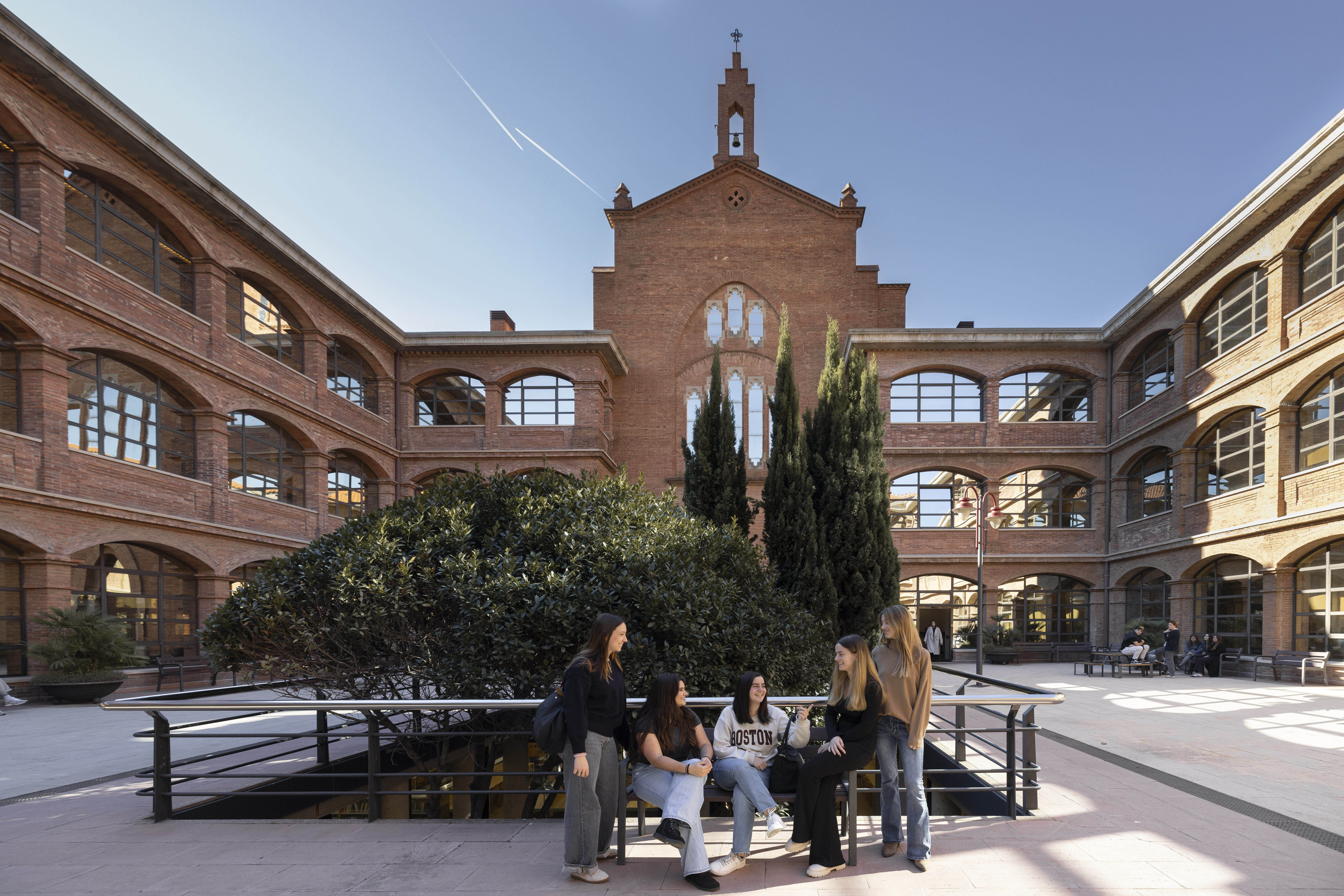 Autoinforme d'Acreditació del Màster universitari en Logística i Comerç Internacional i Màster universitari en Dret Marítim